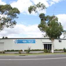 Symes Accident Repairs | 370 Blackburn Rd, Doncaster East VIC 3109, Australia