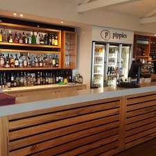 Pippies By The Bay | 91 Merri St, Warrnambool VIC 3280, Australia