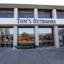 Tom's Outdoors | 52 Fitzroy St, Tumut NSW 2720, Australia