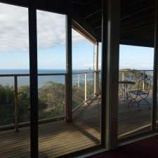 Summit Views | 18 Nestle Ct, Arthurs Seat VIC 3936, Australia