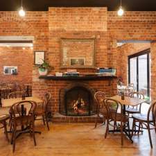 The Carringbush Hotel | 228 Langridge St, Abbotsford VIC 3067, Australia