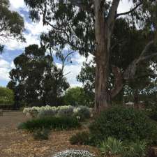 Roy Roberts Landscapes | 11 Service Rd, Kialla West VIC 3631, Australia