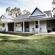 The Glen Farmhouse on Ovens River | 57 Fisher Ln, East Wangaratta VIC 3678, Australia