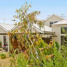 Boathouse Villas | 6 Ozone Rd, Barwon Heads VIC 3227, Australia