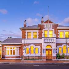 Cygnet Old Bank Bed and Breakfast | 20 Mary St, Cygnet TAS 7112, Australia