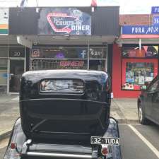 Just Cruize in Diner | 28 Collins Pl, Kilsyth VIC 3137, Australia