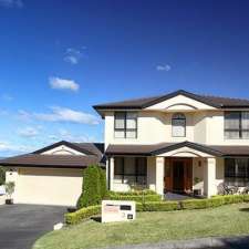 Cape View Manor | 3 Gum Blossom Pl, Tallwoods Village NSW 2430, Australia