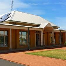 Ochre Health Medical Centre Parkes | 335 Clarinda St, Parkes NSW 2870, Australia