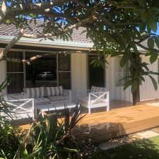 Saltspray Beach House | 20 Lincoln St, Forster NSW 2428, Australia