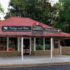 Vintage Magnolia | 7 Nabiac St, Nabiac NSW 2312, Australia