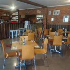 Pier Front Pizzeria | 98 Newcombe St, Portarlington VIC 3223, Australia