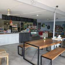 Bundy West Takeaway & Convenience Store | Meal takeaway | 16 Branyan St, Bundaberg West QLD 4670, Australia