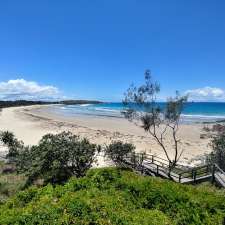 Oceanview Beachfront | 11 Fuller Rd, Arrawarra Headland NSW 2456, Australia