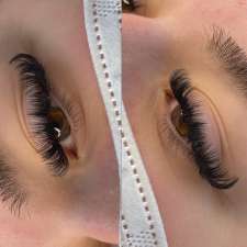 Lash and Brow Lounge | 15 Marathon Ave, Hamlyn Heights VIC 3216, Australia