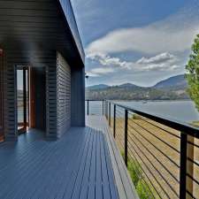 Hobart waterfront luxury accommodation holiday rental house stay | 22 Churinga Waters Old Beach, Hobart TAS 7017, Australia