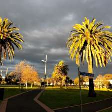 Mayors Park | Park | Turnbull St, Clifton Hill VIC 3068, Australia