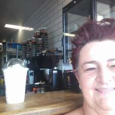 Jham Bar Espresso | 1/117 Toolooa St, South Gladstone QLD 4680, Australia