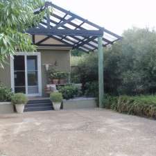 Jugiong Old Hall Bed and Breakfast | 2 Stapylton St, Jugiong NSW 2726, Australia