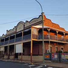 TAB - Five Flags Hotel, 155 Main Rd, Campbells Creek VIC 3451, Australia