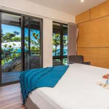 Headland House | Lot 10 Nobby Headland, 1 Picnic St, Picnic Bay QLD 4819, Australia