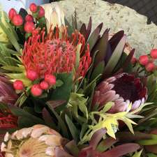 Raines Garden Gourmet Hampers & Flowers | 7095 Goulburn Valley Hwy, Koonoomoo VIC 3644, Australia