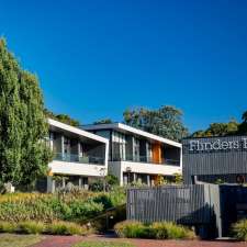 Flinders Hotel | Cnr. Cook & Wood Streets, Flinders VIC 3929, Australia