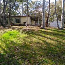 Donkey Tales Farm Cottages | Maryborough, 30 Leeway Ln, Daisy Hill VIC 3465, Australia