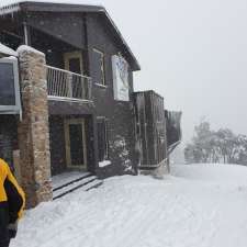 Pretty Valley Alpine Lodge | 10 Slalom St, Falls Creek VIC 3699, Australia