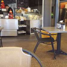 Anchorage Bakery Cafe | 141-145 Griffith Rd, Newport QLD 4020, Australia