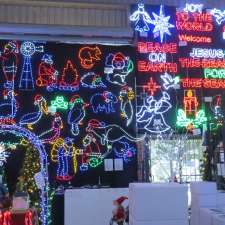 Christmas Alight | 2/12 Bowers Rd S, Everton Hills QLD 4053, Australia
