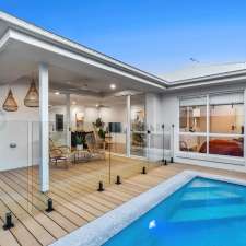 Coast Life Homes Aura Display Home | 22 Leslie Cres, Baringa QLD 4551, Australia