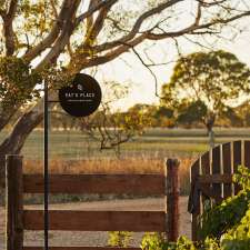 Pat's Place on Oaksham Farm | Establishment | 190 Pollands Rd, Moyston VIC 3377, Australia