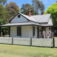 Lynden Cottage | 33 Market St, Trentham VIC 3458, Australia