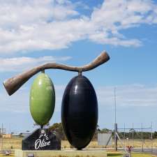 The Big Olive | 77 Big Olive Grove, Tailem Bend SA 5260, Australia
