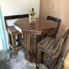 Rustic Crates Pty Ltd | 45 Tallebudgera Creek Rd, Burleigh Heads QLD 4219, Australia