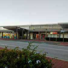 Meadow Springs Shopping Centre | 25 Meadow Springs Dr, Dr Meadow WA 6210, Australia