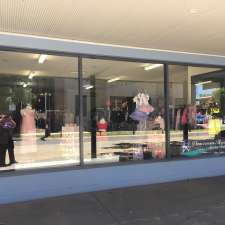 Dancewear House Yarrawonga | Shop 3/106-108 Belmore St, Yarrawonga VIC 3730, Australia