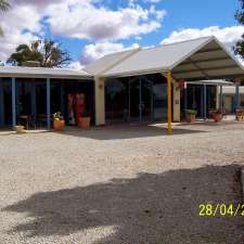 Paddle Steamer Motel | 5563 Murray Valley Hwy, Swan Hill VIC 3585, Australia