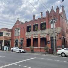 Mollisons | Establishment | 116-118 Mollison St, Kyneton VIC 3444, Australia