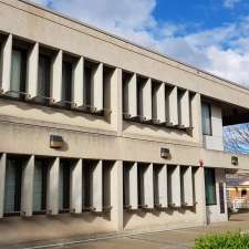 Queanbeyan Local Court | 2 Farrer Pl, Queanbeyan NSW 2620, Australia