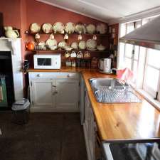 Hillside Cottage | Corner Paxton Terrace and, Quarry St, Burra SA 5417, Australia