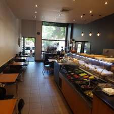 QB Cafe | 109 Queens Bridge St, Southbank VIC 3006, Australia