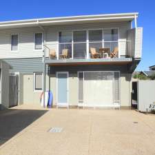 Elandra Holiday Home | 317 Esplanade, Moana SA 5169, Australia