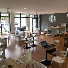 Coffeecidance Cafe | Shop 6&7/2 Chinook St, Everton Hills QLD 4053, Australia