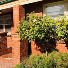 Victoria Place by Place Accommodation | 18 MacIntosh St, Shepparton VIC 3630, Australia