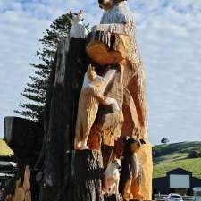 Toora Dog Tree | 5271-5297, S Gippsland Hwy, Toora VIC 3962, Australia