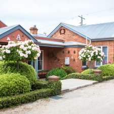 Albertines Beechworth - Luxury Accommodation | 12 Albert Rd, Beechworth VIC 3747, Australia