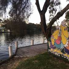 Pelicans on the Murray Cafe | 1 Pelican Rd, South Yunderup WA 6208, Australia