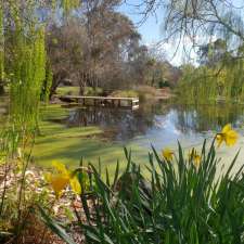 Graton Gardens | 48 Roadknight St, Birregurra VIC 3242, Australia