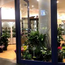 Highpoint Flower Market | 2nd Floor/120-200 Rosamond Rd, Melbourne VIC 3032, Australia